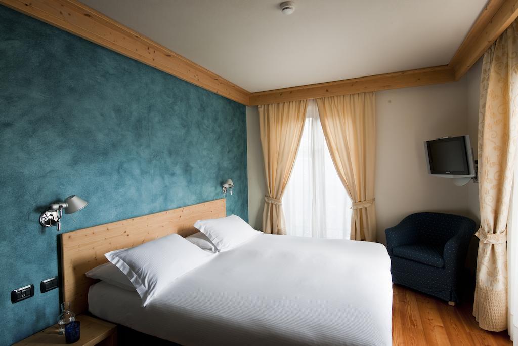 Hotel Meuble Sertorelli Reit Bormio Exterior foto